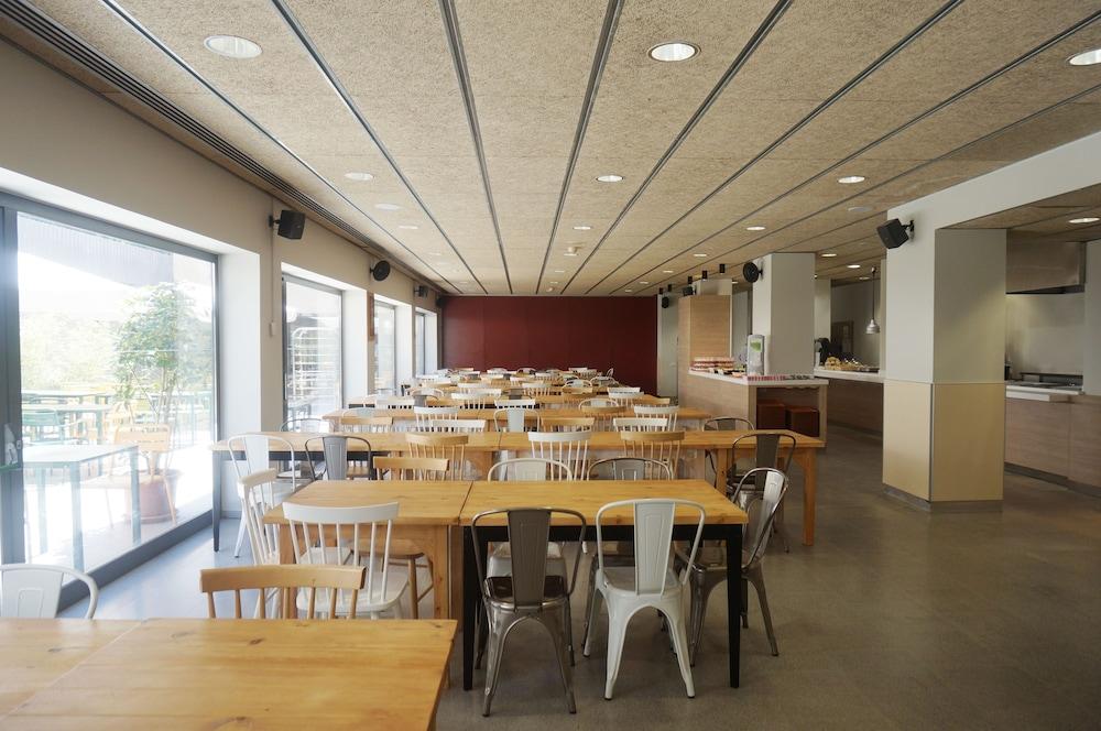 Alberg Pere Tarres Barcelona Exterior foto